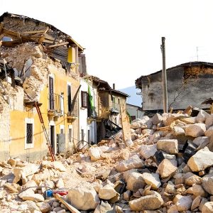 Fascinating Facts For Kids: Earthquake & Volcano Books for Children-0